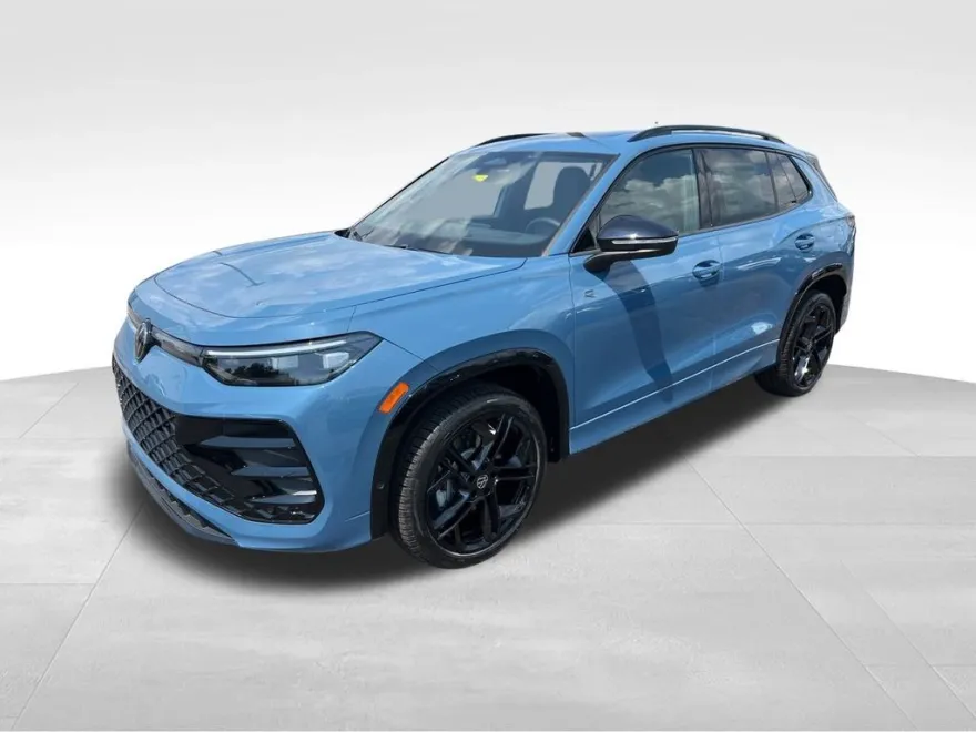 2025 Volkswagen Tiguan SE R-Line Black photo 1