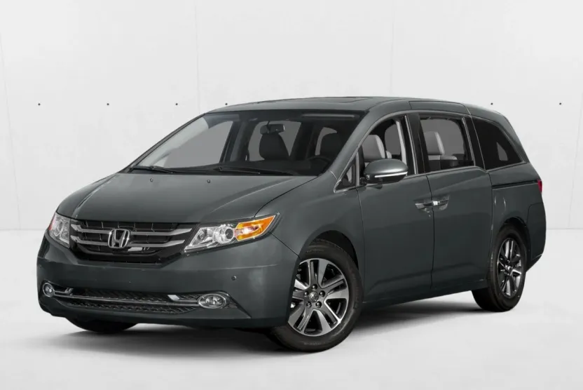 2015 Honda Odyssey Touring photo 1