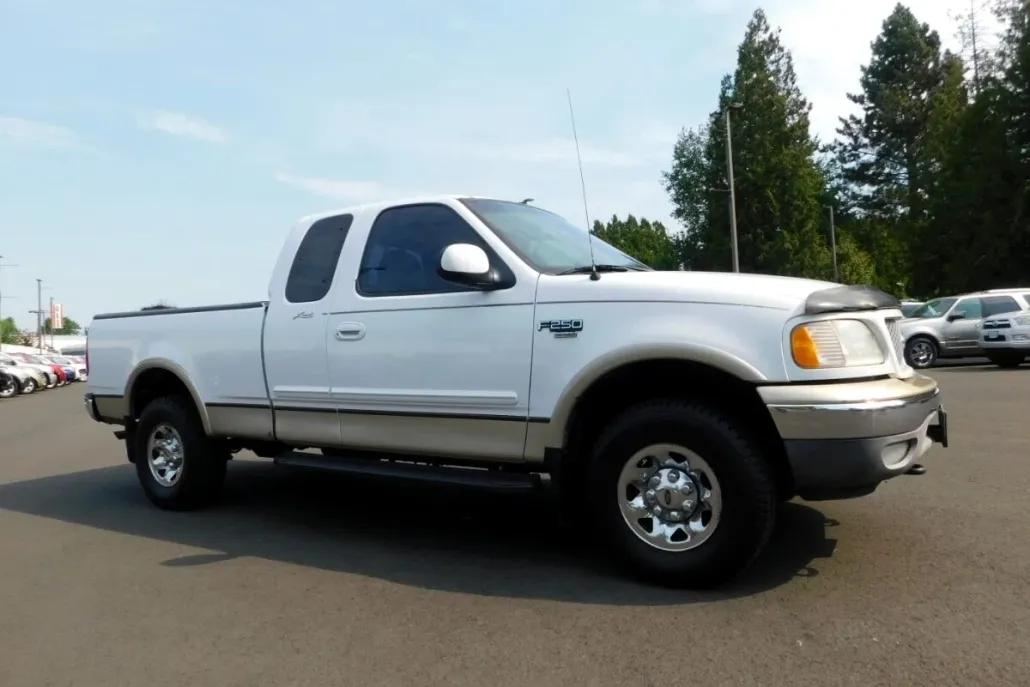 1999 Ford F-250 Lariat photo 1
