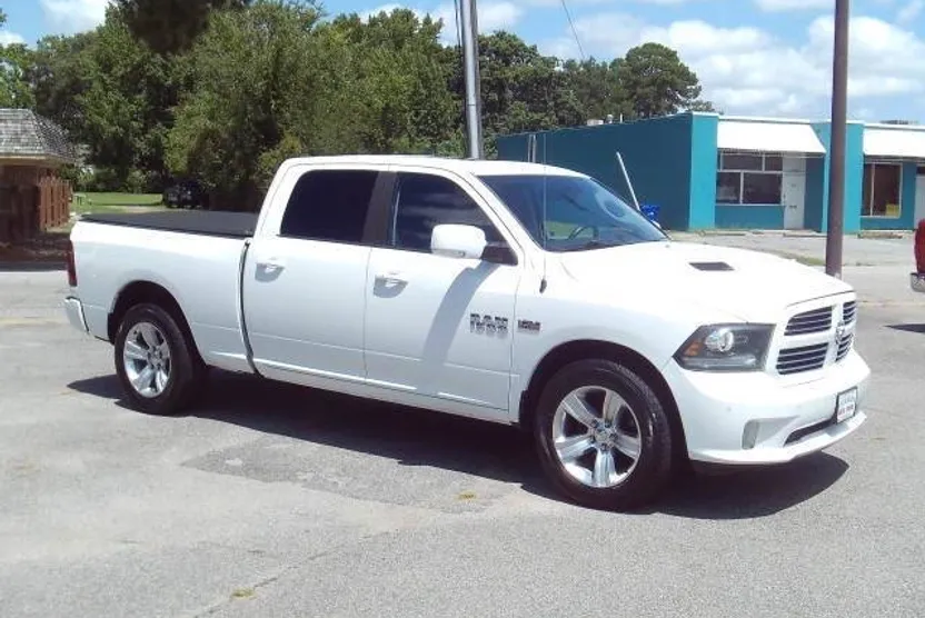 2014 Ram 1500 Sport photo 1