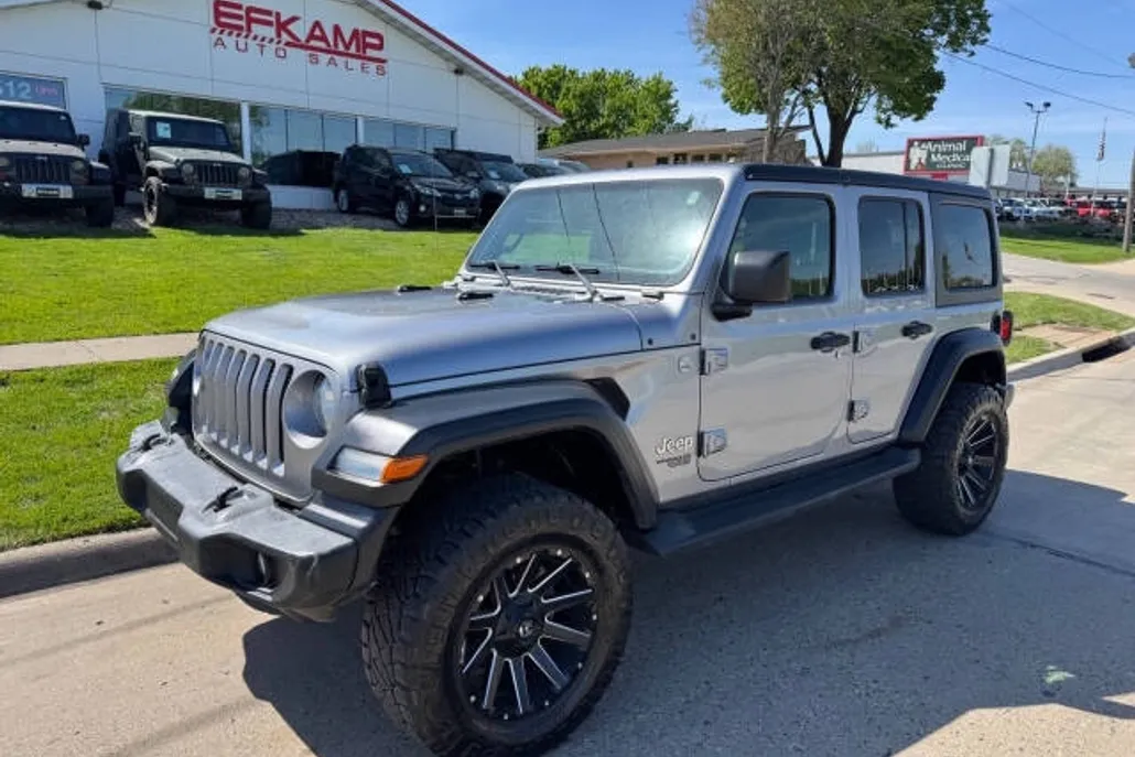 2019 Jeep Wrangler Unlimited Sport photo 1