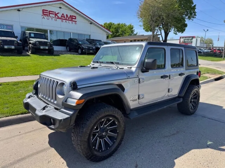 2019 Jeep Wrangler Unlimited Sport photo 1