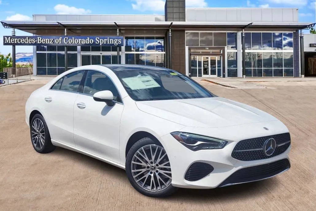 2025 Mercedes Benz CLA 250 4MATIC photo 1
