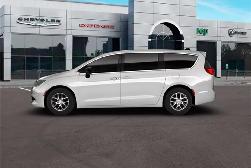 2026 Chrysler Voyager LX photo 1
