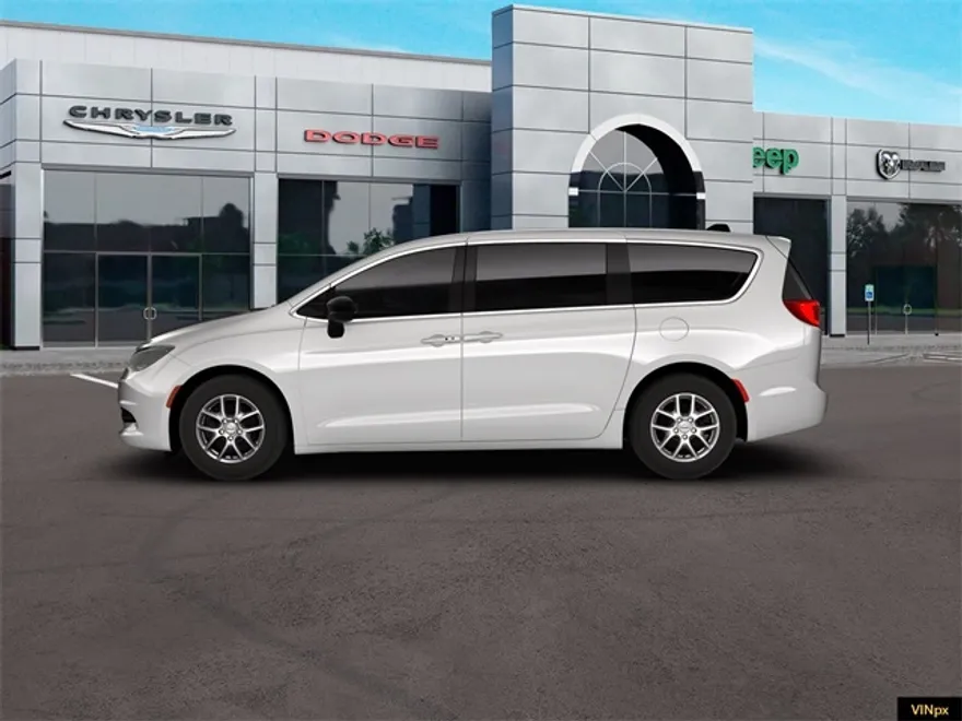 2026 Chrysler Voyager LX photo 1