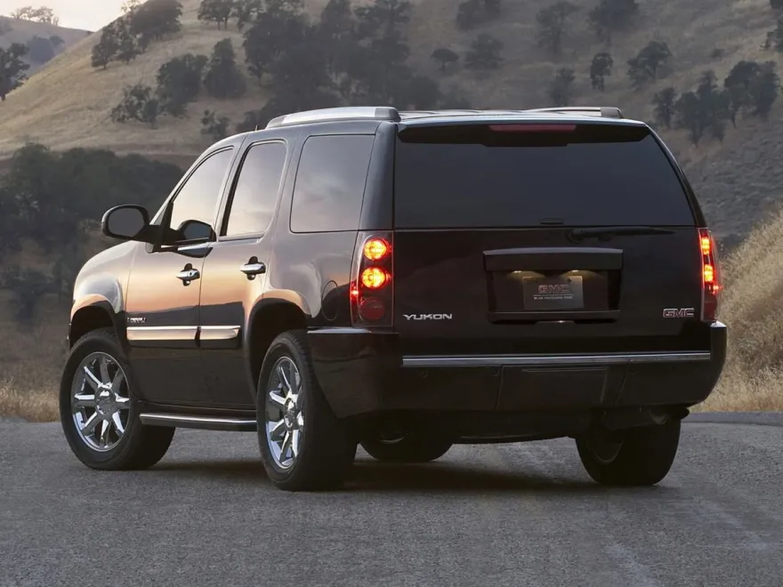 2012 Gmc Yukon Denali photo 1