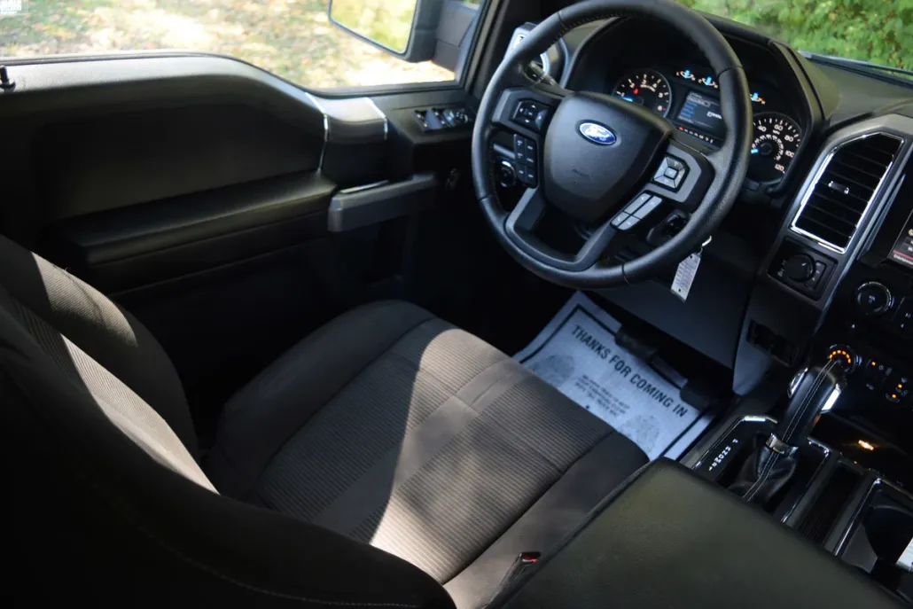 2015 Ford F-150 XLT photo 1