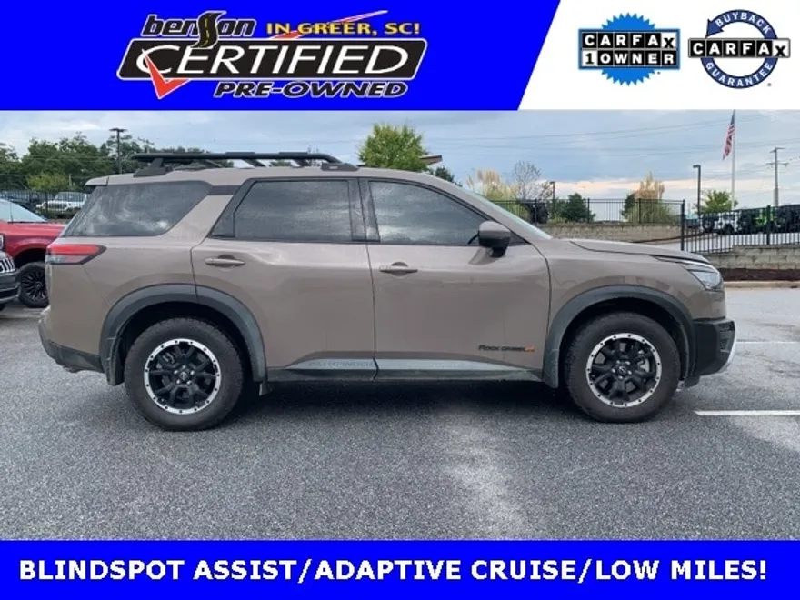 2023 Nissan Pathfinder Rock Creek photo 1