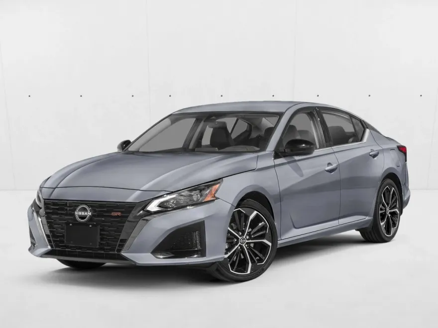 2024 Nissan Altima 2.5 SR photo 1