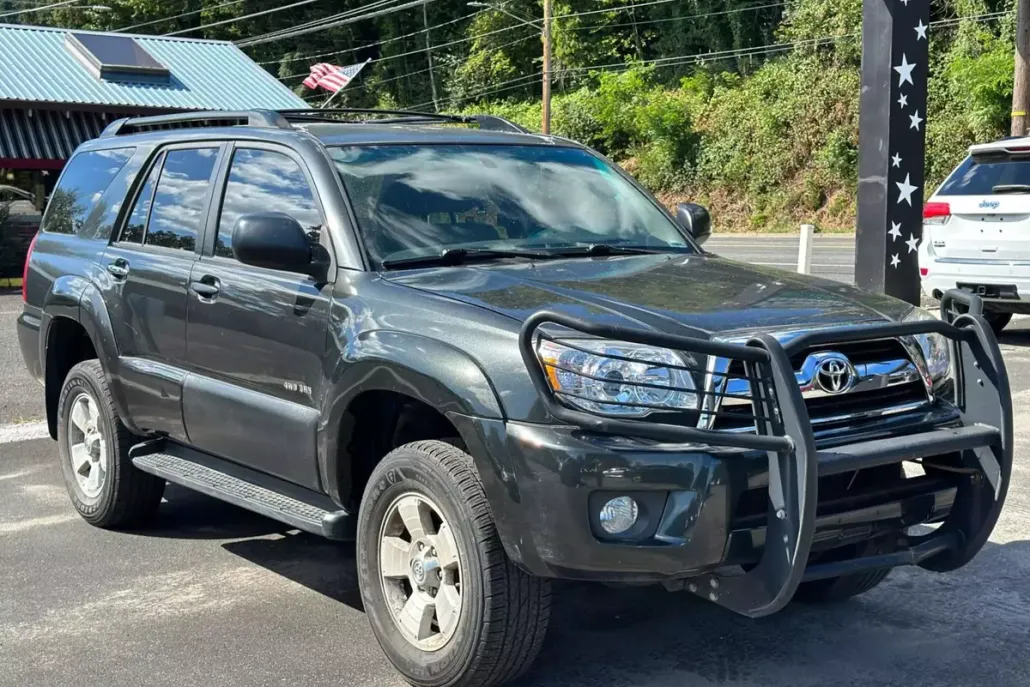 2006 Toyota 4Runner SR5 Sport photo 1