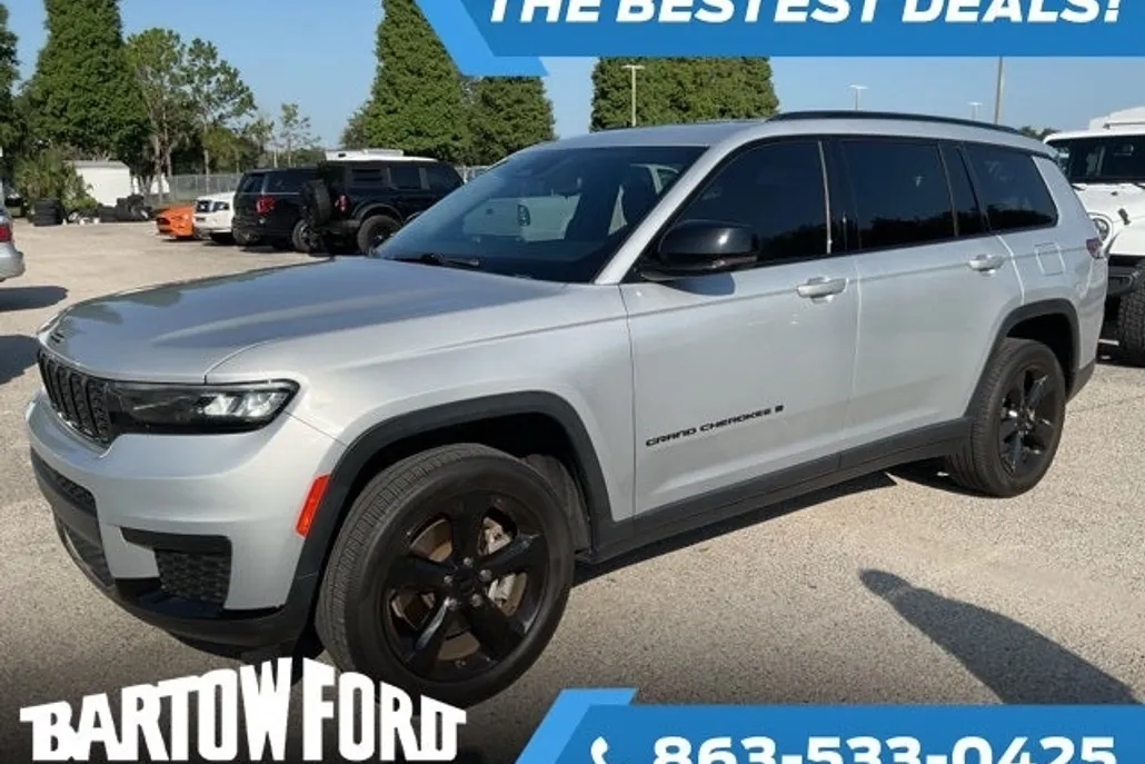 2021 Jeep Grand Cherokee Altitude photo 1