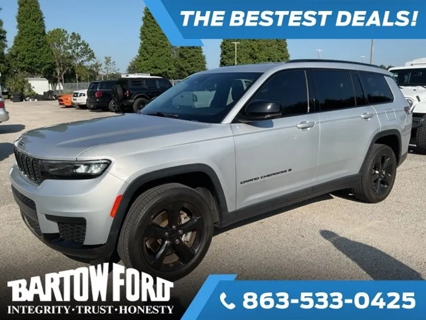 2021 Jeep Grand Cherokee Altitude photo 1