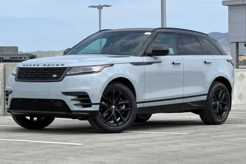 2026 Land Rover Range Rover Velar SE photo 1