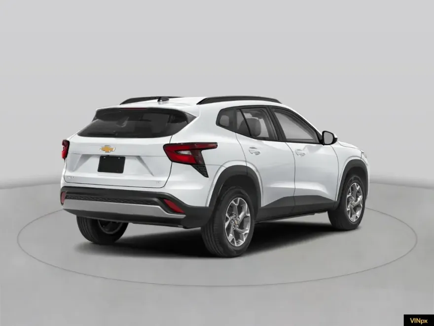 2025 Chevrolet Trax LT photo 1