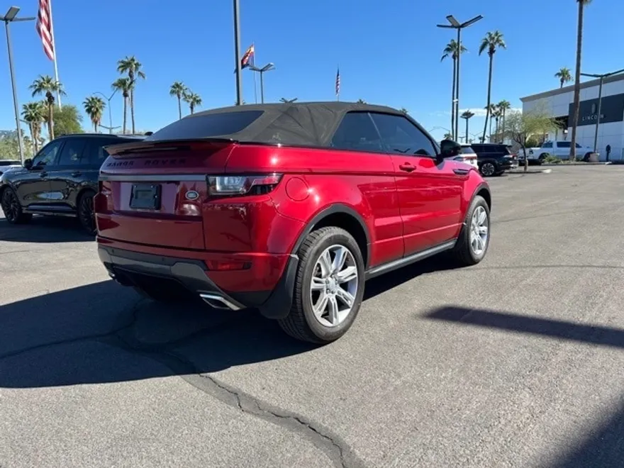 2017 Land Rover Range Rover Evoque SE photo 1