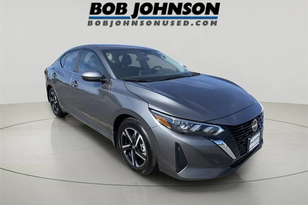 2024 Nissan Sentra SV photo 1