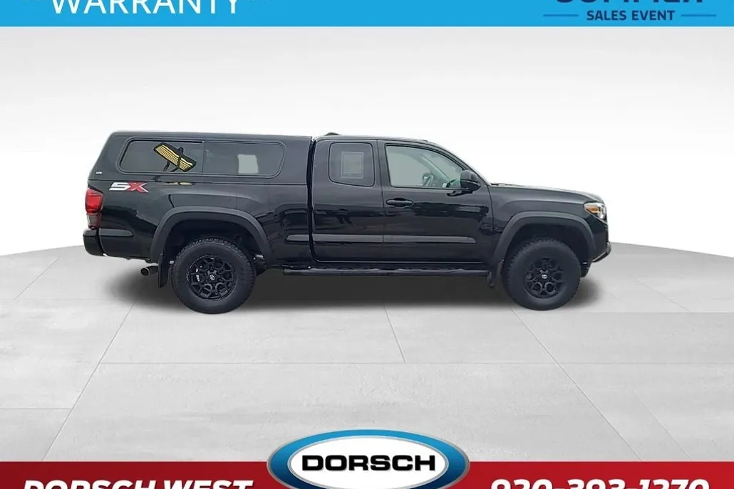 2022 Toyota Tacoma SR V6 photo 1