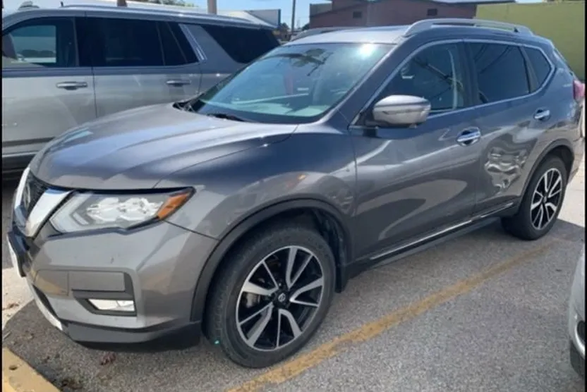 2020 Nissan Rogue SL photo 1