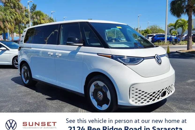 2025 Volkswagen ID. Buzz Pro S photo 1