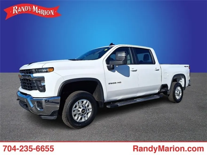 2024 Chevrolet Silverado 2500HD LT photo 1