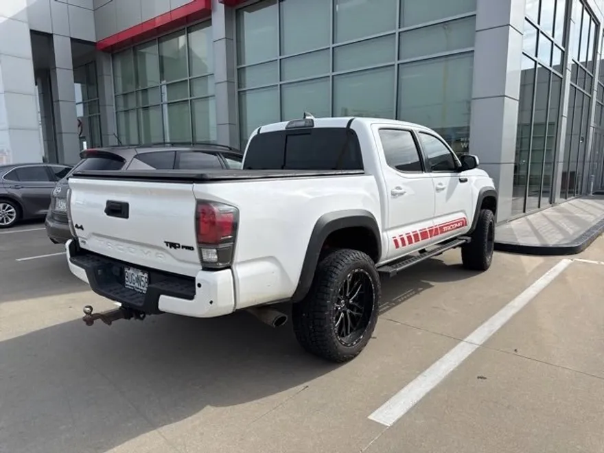 2019 Toyota Tacoma TRD Pro photo 1