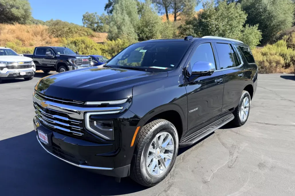 2026 Chevrolet Tahoe Premier photo 1