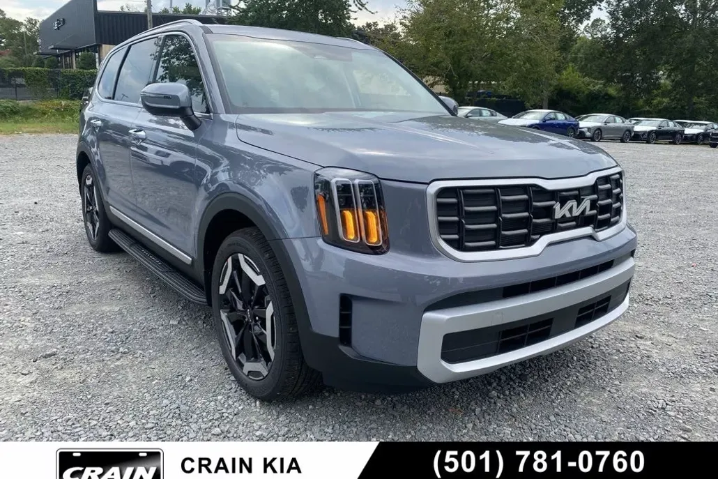 2025 Kia Telluride S photo 1