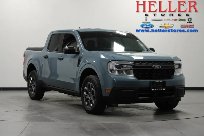 2023 Ford Maverick XLT photo 1