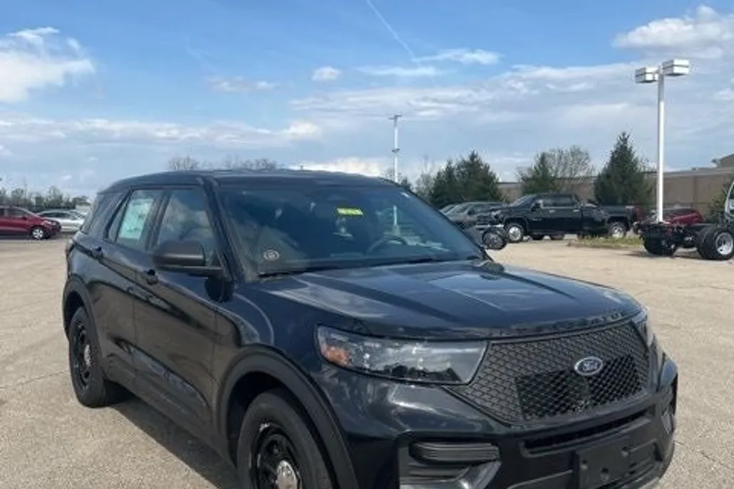 2025 Ford Explorer photo 1