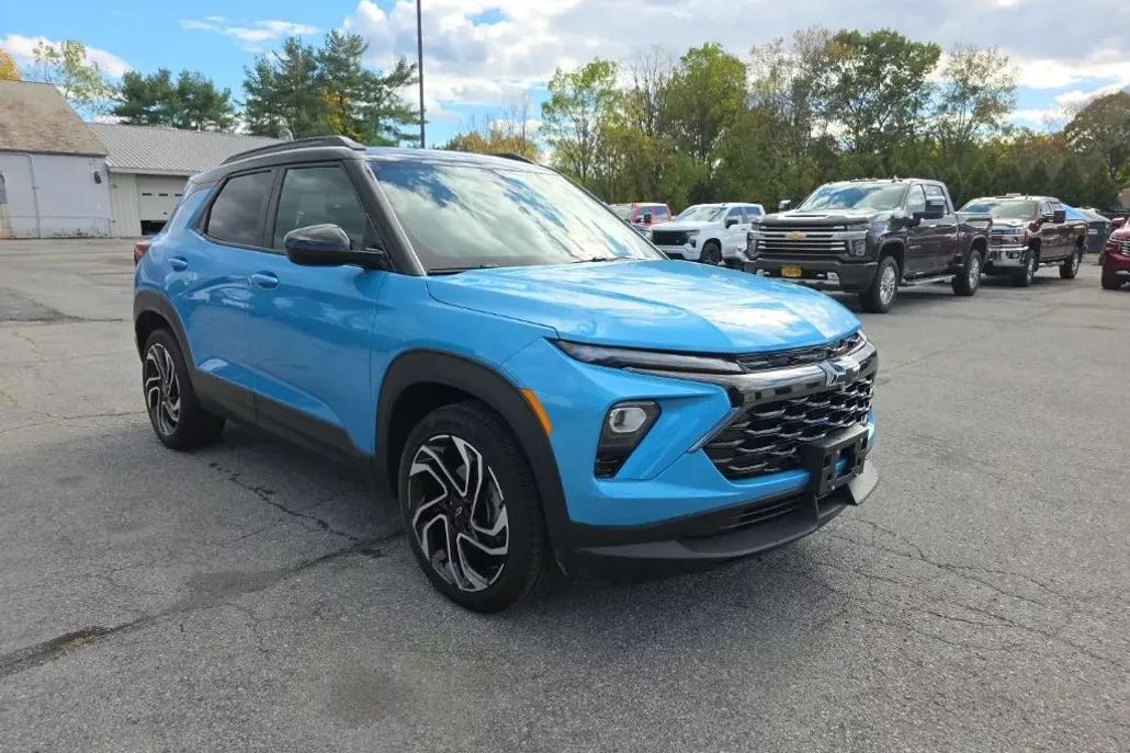 2025 Chevrolet Trailblazer RS photo 1