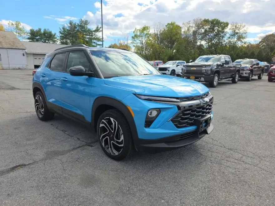 2025 Chevrolet Trailblazer RS photo 1