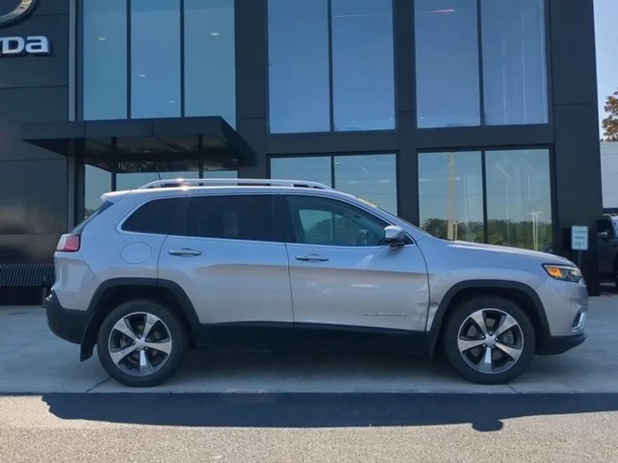 2020 Jeep Cherokee Limited photo 1