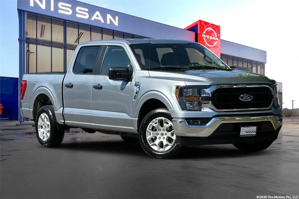 2023 Ford F-150 XLT photo 1