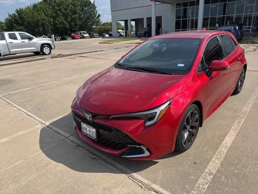2025 Toyota Corolla XSE photo 1