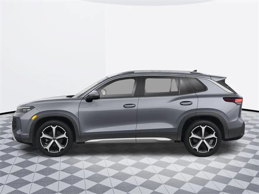2025 Volkswagen Tiguan SE photo 1