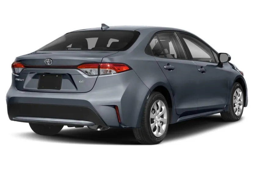 2021 Toyota Corolla LE photo 1