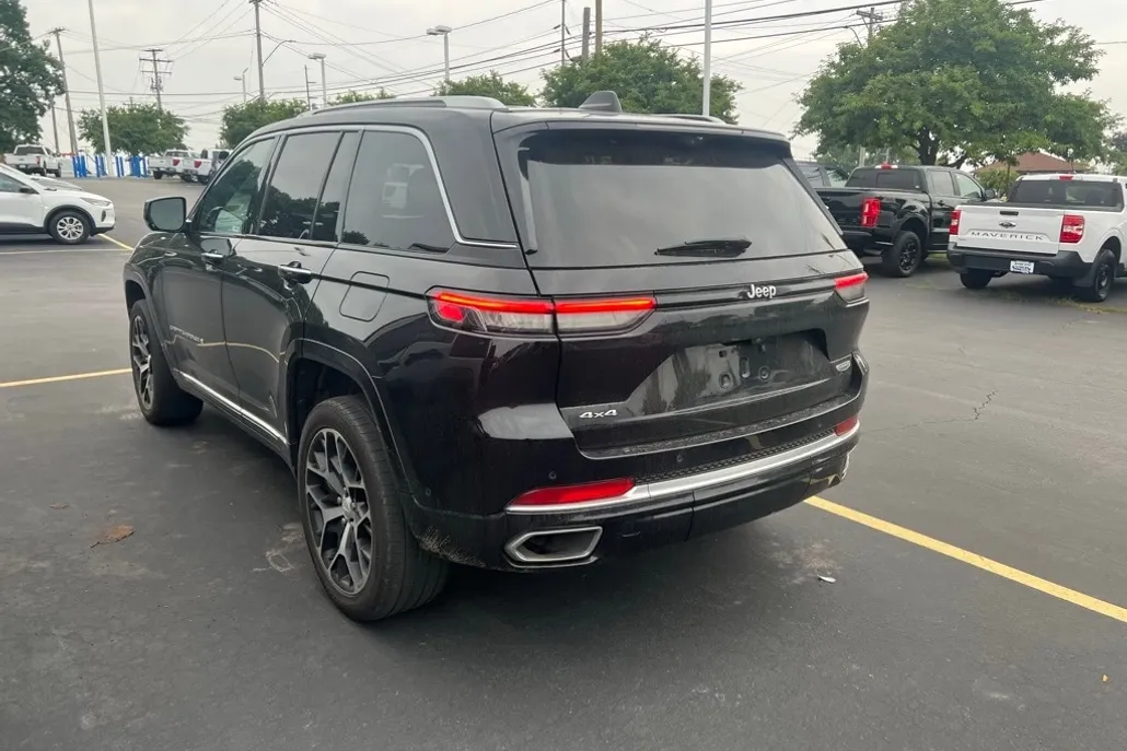 2022 Jeep Grand Cherokee Summit photo 1