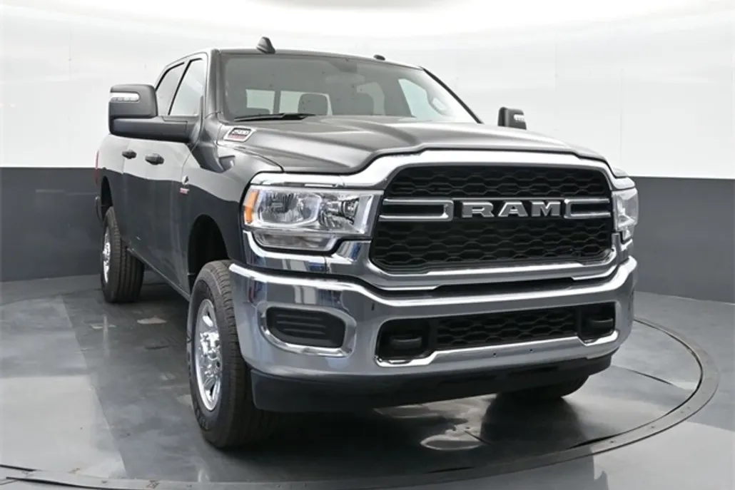 2024 Ram 2500 Tradesman photo 1