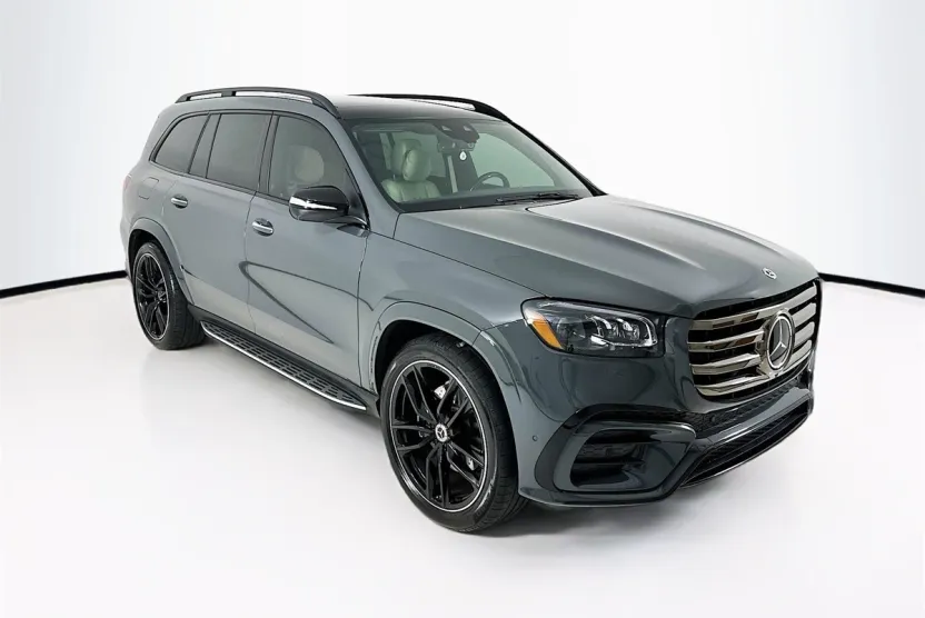2025 Mercedes Benz GLS 580 4MATIC photo 1