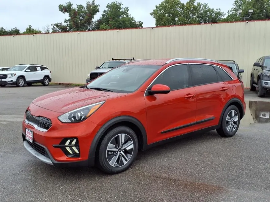 2022 Kia Niro LXS photo 1