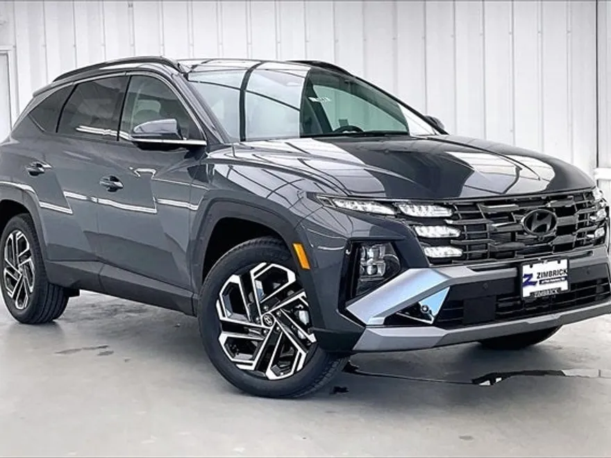2025 Hyundai Tucson Limited photo 1