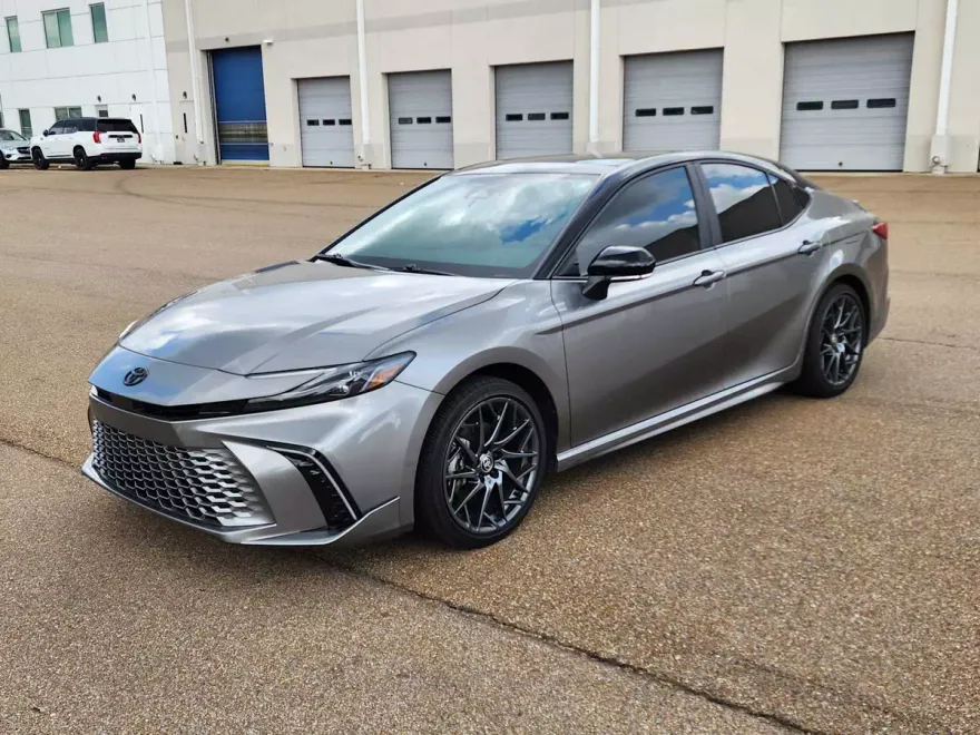 2025 Toyota Camry XSE photo 1