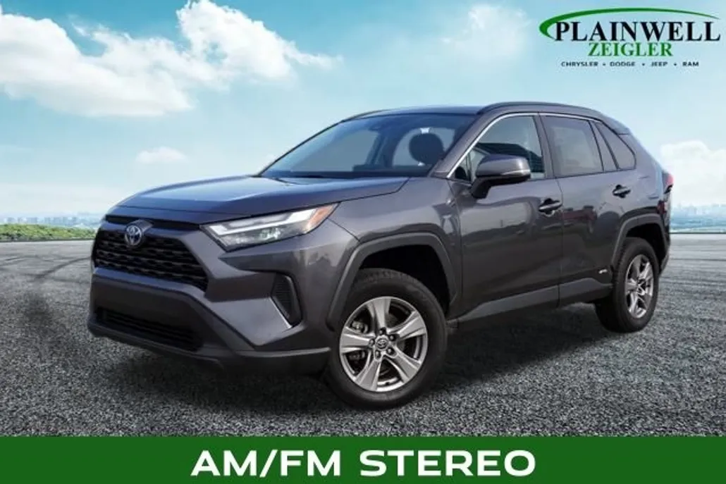 2022 Toyota RAV4 Hybrid XLE photo 1