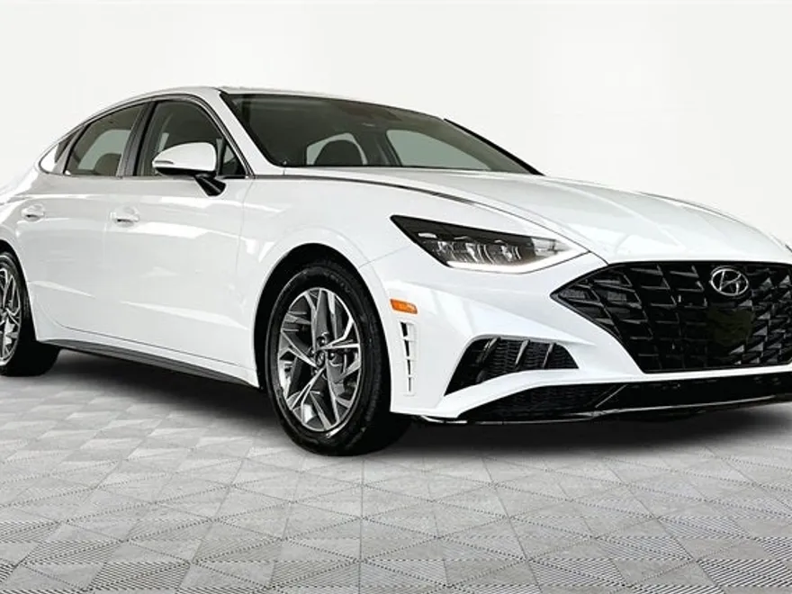 2021 Hyundai Sonata SEL photo 1