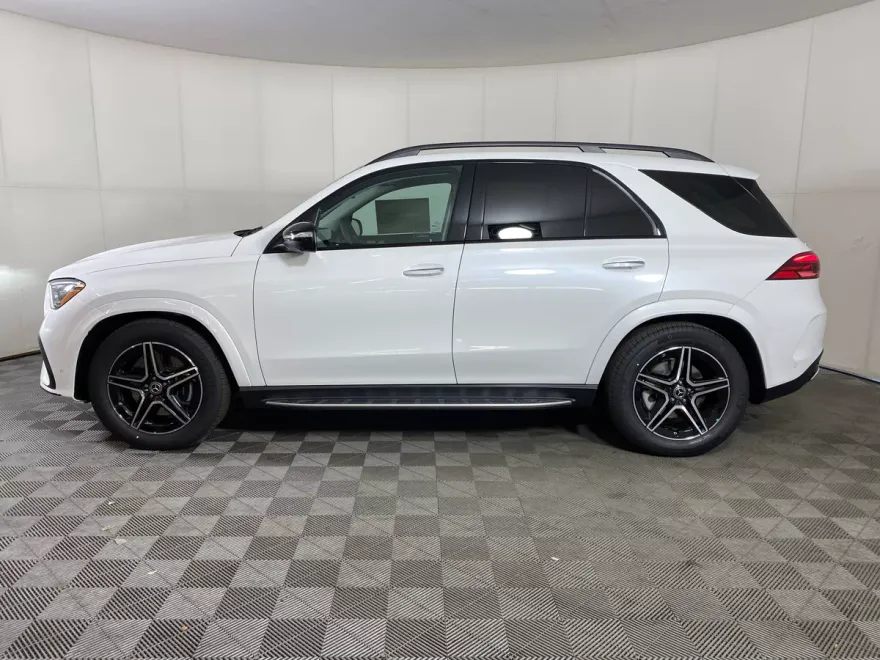 2026 Mercedes Benz GLE 450 4MATIC photo 1
