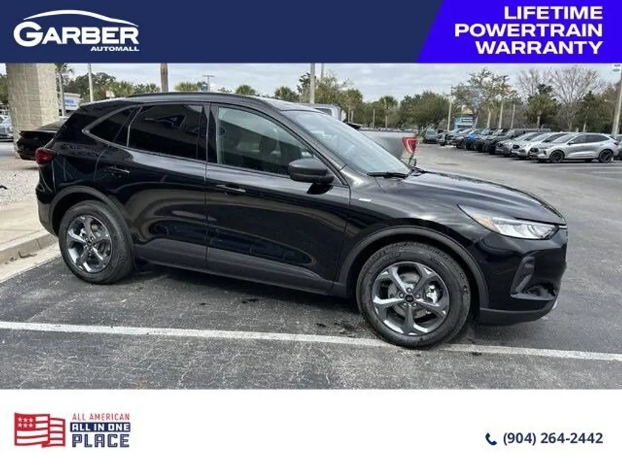 2025 Ford Escape ST-Line photo 1