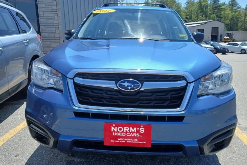 2017 Subaru Forester 2.5i photo 1