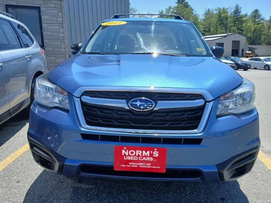 2017 Subaru Forester 2.5i photo 1