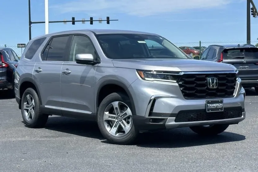 2025 Honda Pilot EX-L photo 1