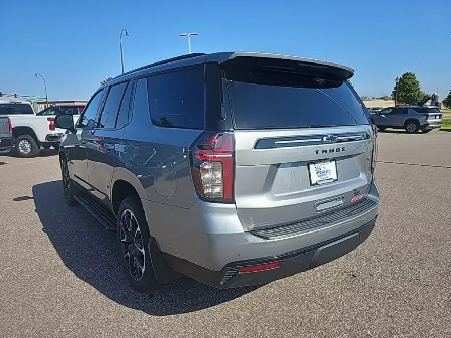 2023 Chevrolet Tahoe RST photo 1